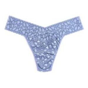 Hanky Panky Low Rise Thongs blue leopard lace one size